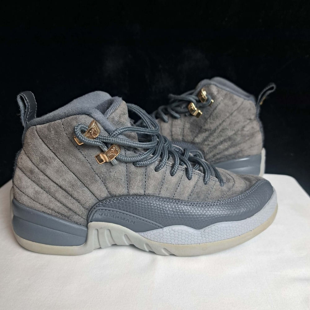 Nike Air Jordan 12 XII Retro GS Grey Wolf 153265-005 Youth Size 4.5 Y Suede